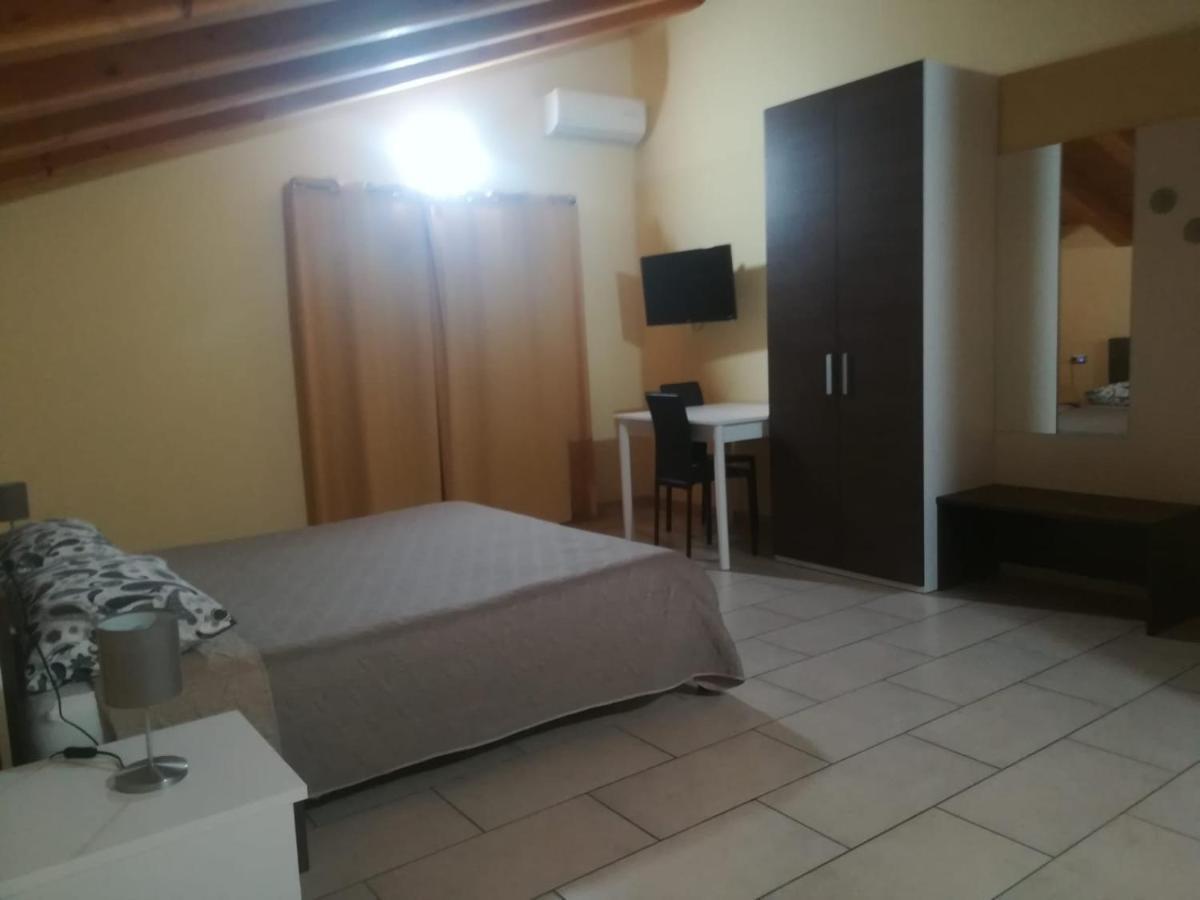 I Colori Dell'Etna Bed and Breakfast San Giovanni La Punta Εξωτερικό φωτογραφία
