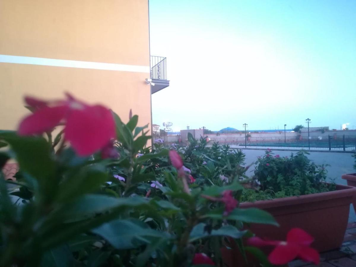 I Colori Dell'Etna Bed and Breakfast San Giovanni La Punta Εξωτερικό φωτογραφία